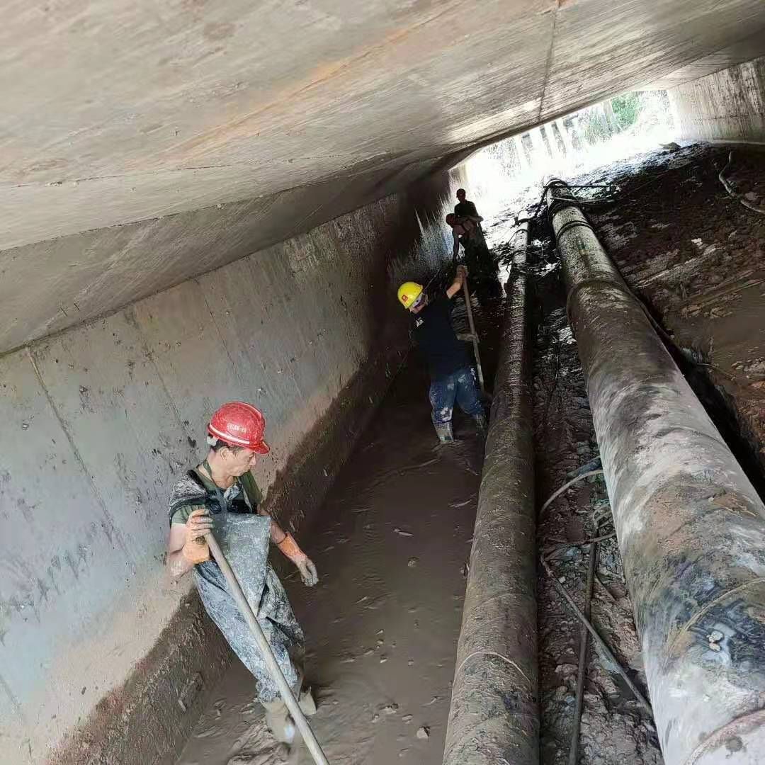 突泉工业管道清淤